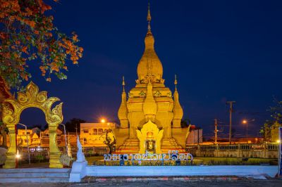 ภาพที่ 3 พระธาตุข้าวเปลือก2.jpg