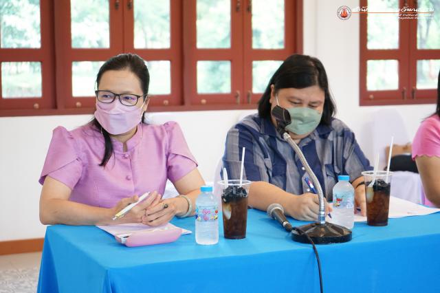 4. การประชุมเตรียมความพร้อมจัดโครงการสืบสานศิลปวัฒนธรรม ภูมิปัญญาท้องถิ่น วันอนุรักษ์มรดกไทย