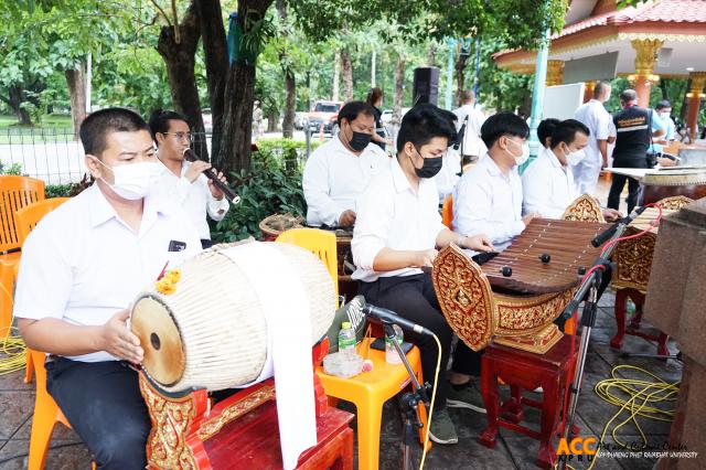 2. พิธีบวงสรวงสิ่งศักดิ์สิทธิ์ประจำเมืองกำแพงเพชร ในงานประเพณีสารทไทย-กล้วยไข่ และของดีเมืองกำแพง ประจำปี ๒๕๖๕