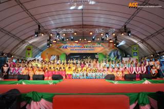 2. การแสดงเวทีกลางงานประเพณี "สารทไทย-กล้วยไข่ และของดีเมืองกำแพง" ประจำปี ๒๕๖๕ (วันที่ ๑ ตุลาคม)