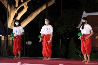 35. ซ้อมการแสดงเพื่อแสดงในกิจกรรมการแสดงดนตรีไทย นาฏศิลป์ไทย และนาฏศิลป์นานาชาติ "วันอนุรักษ์มรดกไทย"