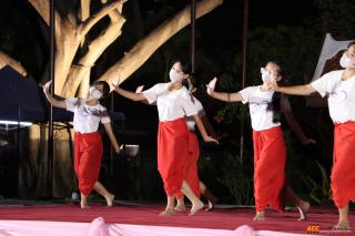 72. ซ้อมการแสดงเพื่อแสดงในกิจกรรมการแสดงดนตรีไทย นาฏศิลป์ไทย และนาฏศิลป์นานาชาติ "วันอนุรักษ์มรดกไทย"