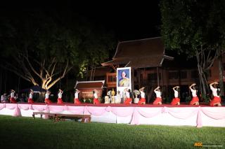 74. ซ้อมการแสดงเพื่อแสดงในกิจกรรมการแสดงดนตรีไทย นาฏศิลป์ไทย และนาฏศิลป์นานาชาติ "วันอนุรักษ์มรดกไทย"