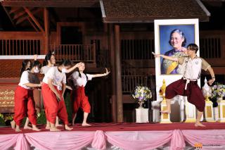 142. ซ้อมการแสดงเพื่อแสดงในกิจกรรมการแสดงดนตรีไทย นาฏศิลป์ไทย และนาฏศิลป์นานาชาติ "วันอนุรักษ์มรดกไทย"
