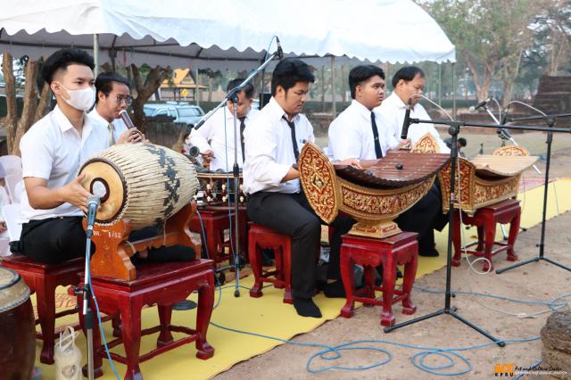 3. พิธีบวงสรวงอดีตกษัตริยาธิราช เนื่องในงานประเพณี นบพระ-เล่นเพลง และงานกาชาดจังหวัดกำแพงเพชร ประจำปี ๒๕๖๗