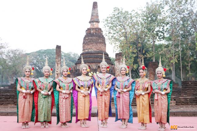 1. พิธีบวงสรวงอดีตกษัตริยาธิราช เนื่องในงานประเพณี นบพระ-เล่นเพลง และงานกาชาดจังหวัดกำแพงเพชร ประจำปี ๒๕๖๗