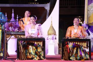 211. โครงการวันอนุรักษ์มรดกไทยเพื่อเฉลิมพระเกียรติสมเด็จพระกนิษฐาธิราชเจ้า กรมสมเด็จพระเทพรัตนราชสุดา ฯ สยามบรมราชกุมารี และการแสดงดนตรีไทย นาฏศิลป์ไทยและการแสดงนาฏศิลป์นานาชาติ