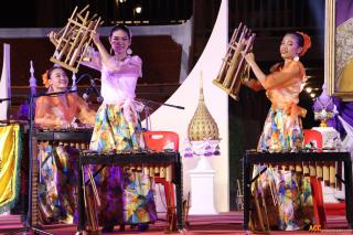 222. โครงการวันอนุรักษ์มรดกไทยเพื่อเฉลิมพระเกียรติสมเด็จพระกนิษฐาธิราชเจ้า กรมสมเด็จพระเทพรัตนราชสุดา ฯ สยามบรมราชกุมารี และการแสดงดนตรีไทย นาฏศิลป์ไทยและการแสดงนาฏศิลป์นานาชาติ