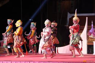 324. โครงการวันอนุรักษ์มรดกไทยเพื่อเฉลิมพระเกียรติสมเด็จพระกนิษฐาธิราชเจ้า กรมสมเด็จพระเทพรัตนราชสุดา ฯ สยามบรมราชกุมารี และการแสดงดนตรีไทย นาฏศิลป์ไทยและการแสดงนาฏศิลป์นานาชาติ