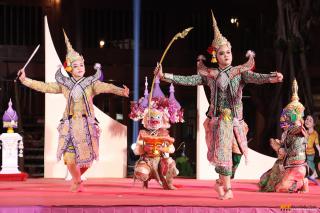 349. โครงการวันอนุรักษ์มรดกไทยเพื่อเฉลิมพระเกียรติสมเด็จพระกนิษฐาธิราชเจ้า กรมสมเด็จพระเทพรัตนราชสุดา ฯ สยามบรมราชกุมารี และการแสดงดนตรีไทย นาฏศิลป์ไทยและการแสดงนาฏศิลป์นานาชาติ