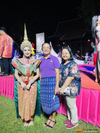 400. โครงการวันอนุรักษ์มรดกไทยเพื่อเฉลิมพระเกียรติสมเด็จพระกนิษฐาธิราชเจ้า กรมสมเด็จพระเทพรัตนราชสุดา ฯ สยามบรมราชกุมารี และการแสดงดนตรีไทย นาฏศิลป์ไทยและการแสดงนาฏศิลป์นานาชาติ