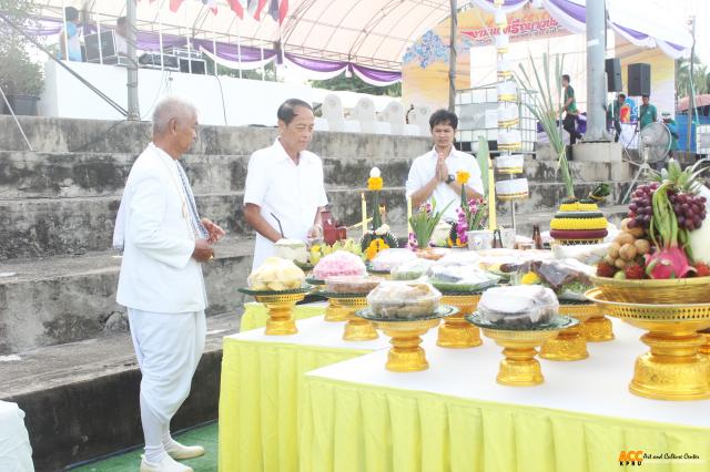 1. พิธีบวงสรวงเทพเทวา และพิธีเจริญพระพุทธมนต์ ในงานแข่งเรือประเพณีจังหวัดกำแพงเพชร ประจำปี ๒๕๖๗