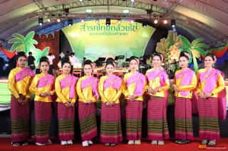 55. การแสดงเวทีกลาง งานประเพณี "สารทไทย-กล้วยไข่ และของดีเมืองกำแพง" ประจำปี ๒๕๖๗ (วันที่ ๒ ตุลาคม ๒๕๖๗)