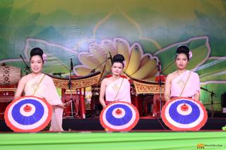 375. การแสดงเวทีกลาง งานประเพณี "สารทไทย-กล้วยไข่ และของดีเมืองกำแพง" ประจำปี ๒๕๖๗ (วันที่ ๕ ตุลาคม ๒๕๖๗)