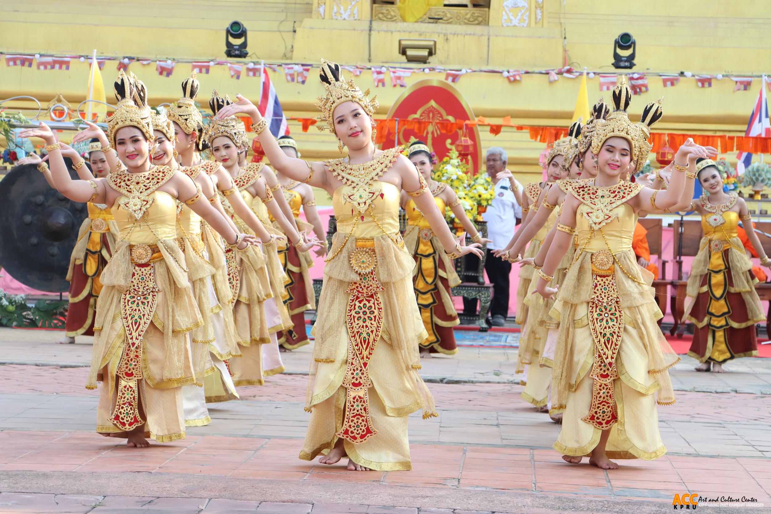 13. พิธีเปิดงานประเพณี "นบพระ-เล่นเพลง และงานกาชาดจังหวัดกำแพงเพชร" ประจำปี ๒๕๖๘