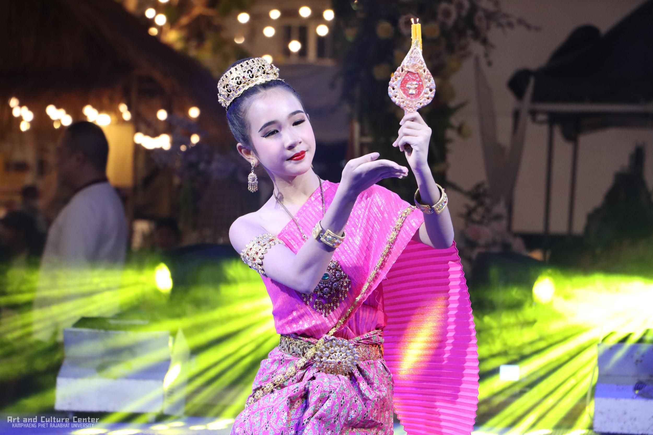 24. โครงการสร้างกิจกรรมรองรับการท่องเที่ยว กิจกรรมหลัก ส่งเสริมกิจกรรมงานประเพณีของจังหวัด : กำแพงเพชรเมืองสร้างสรรค์ วัฒนธรรมสร้างสุข