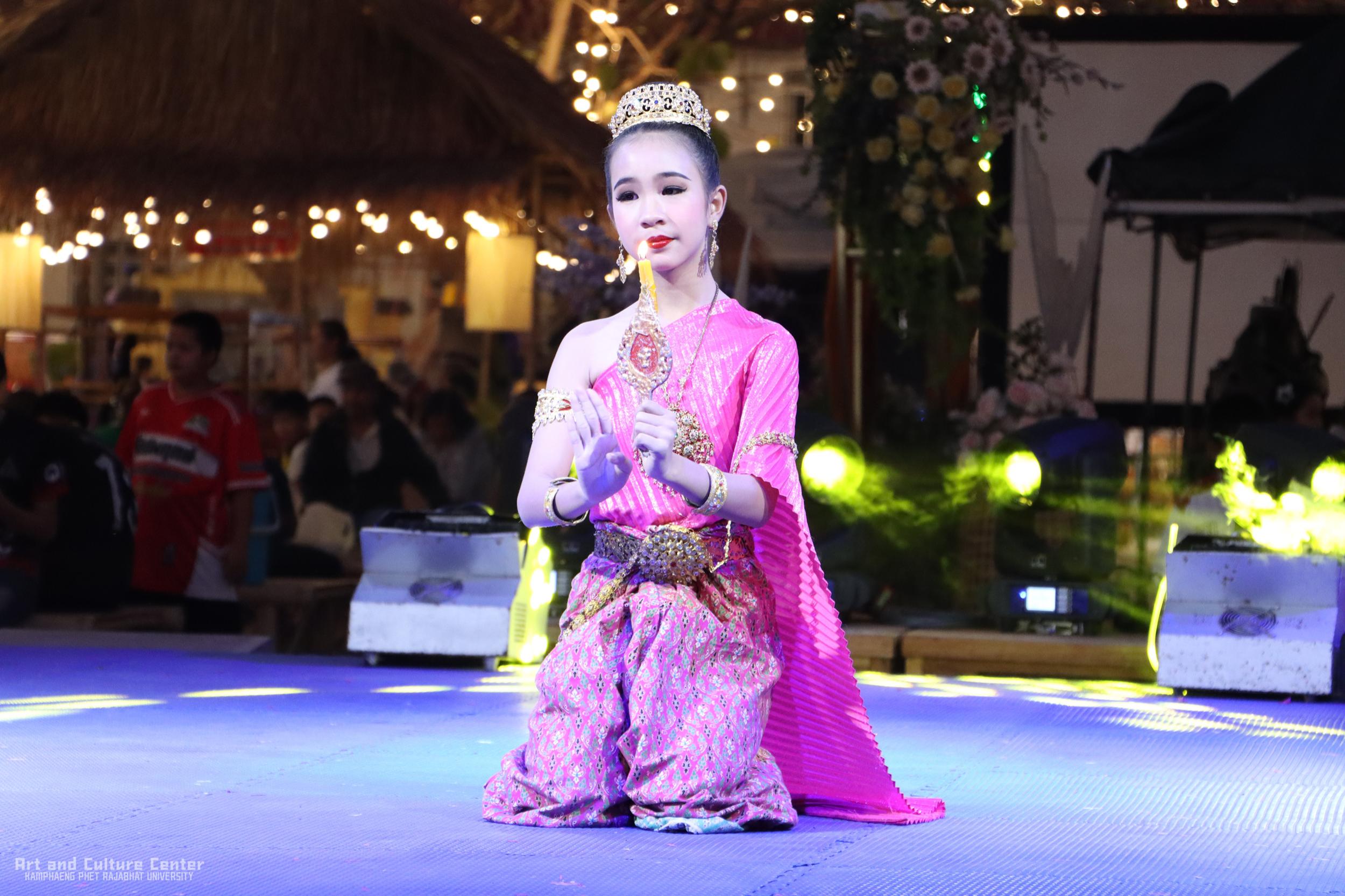 25. โครงการสร้างกิจกรรมรองรับการท่องเที่ยว กิจกรรมหลัก ส่งเสริมกิจกรรมงานประเพณีของจังหวัด : กำแพงเพชรเมืองสร้างสรรค์ วัฒนธรรมสร้างสุข