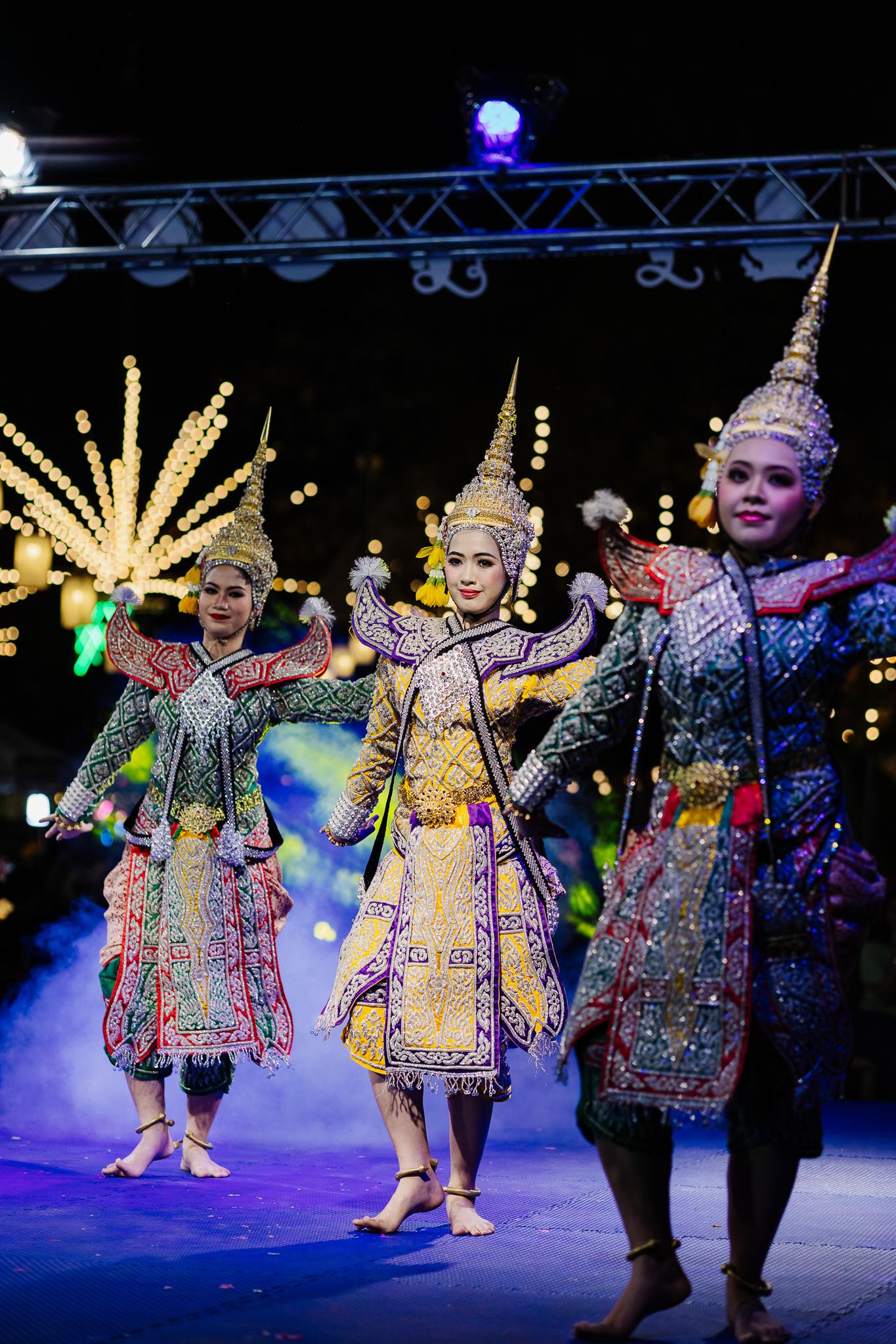 40. โครงการสร้างกิจกรรมรองรับการท่องเที่ยว กิจกรรมหลัก ส่งเสริมกิจกรรมงานประเพณีของจังหวัด : กำแพงเพชรเมืองสร้างสรรค์ วัฒนธรรมสร้างสุข