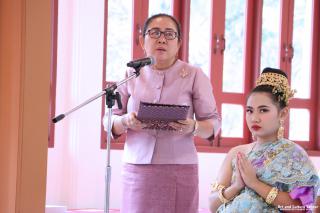 1. พิธีมอบเกียรติบัตรให้กับนักเรียนชุมนุมนาฏศิลป์ศูนย์จริยศึกษา สธ กำแพงเพชร รุ่นที่ ๒๔