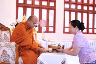 2. พิธีมอบเกียรติบัตรให้กับนักเรียนชุมนุมนาฏศิลป์ศูนย์จริยศึกษา สธ กำแพงเพชร รุ่นที่ ๒๔