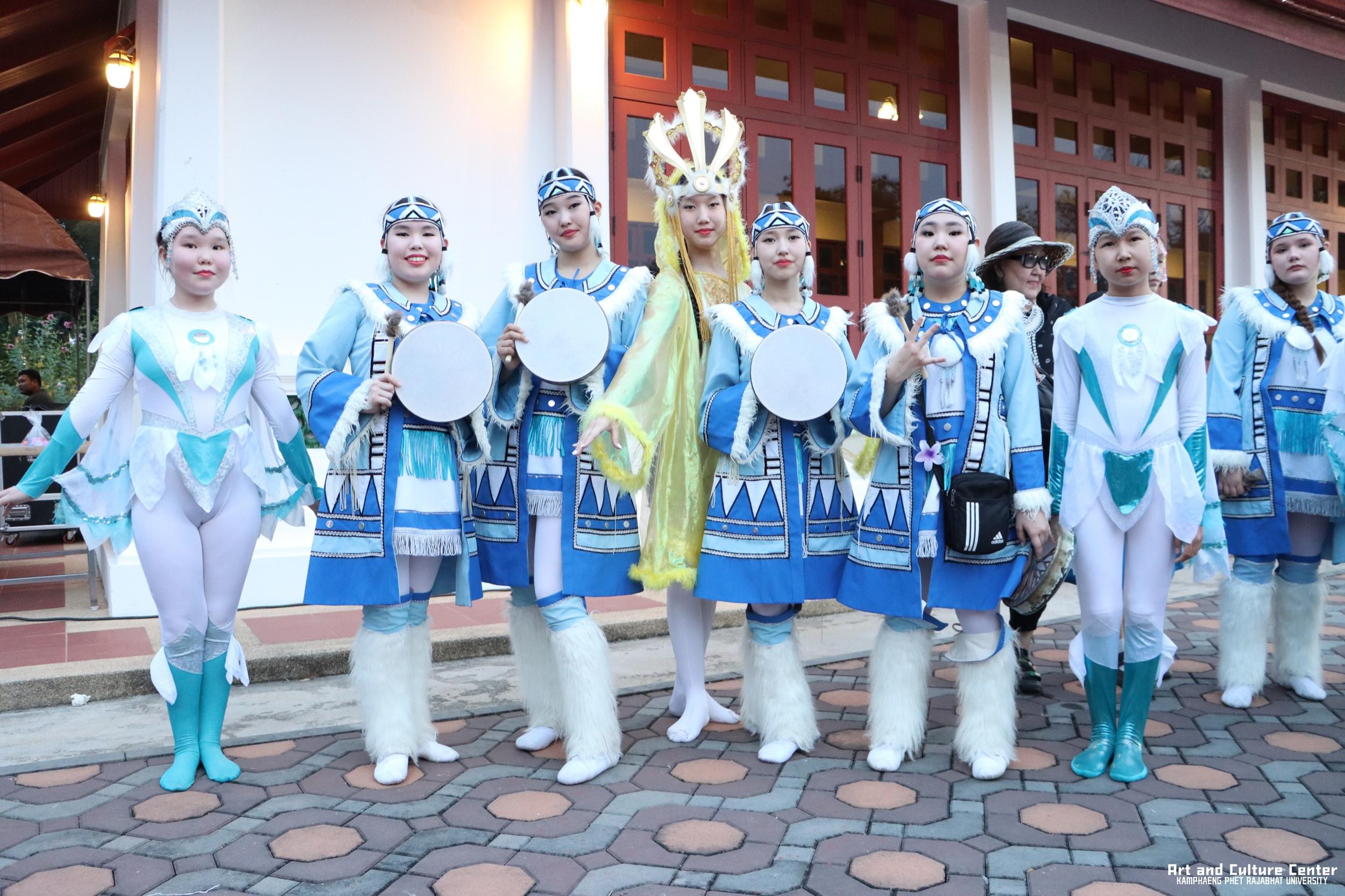 9. โครงการสืบสานวัฒนธรรม ภูมิปัญญาท้องถิ่น เนื่องในวันอนุรักษ์มรดกไทย ๒ เมษายน ๒๕๖๘