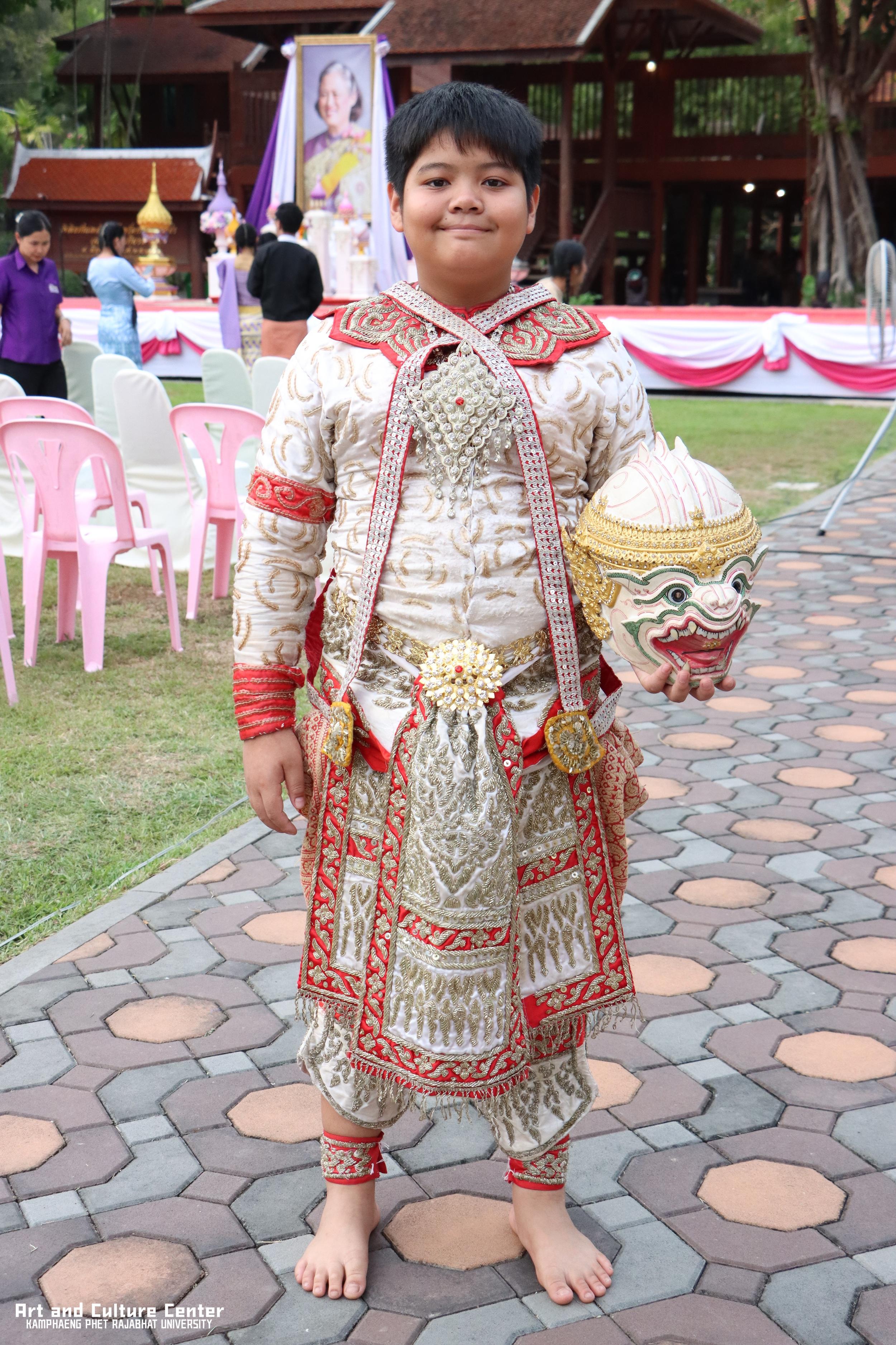 12. โครงการสืบสานวัฒนธรรม ภูมิปัญญาท้องถิ่น เนื่องในวันอนุรักษ์มรดกไทย ๒ เมษายน ๒๕๖๘