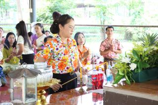 3. KPRU สวมผ้าไทย ห่มสไบ ใส่โจงสงกรานต์ สืบสานประเพณี ประจำปี ๒๕๖๘