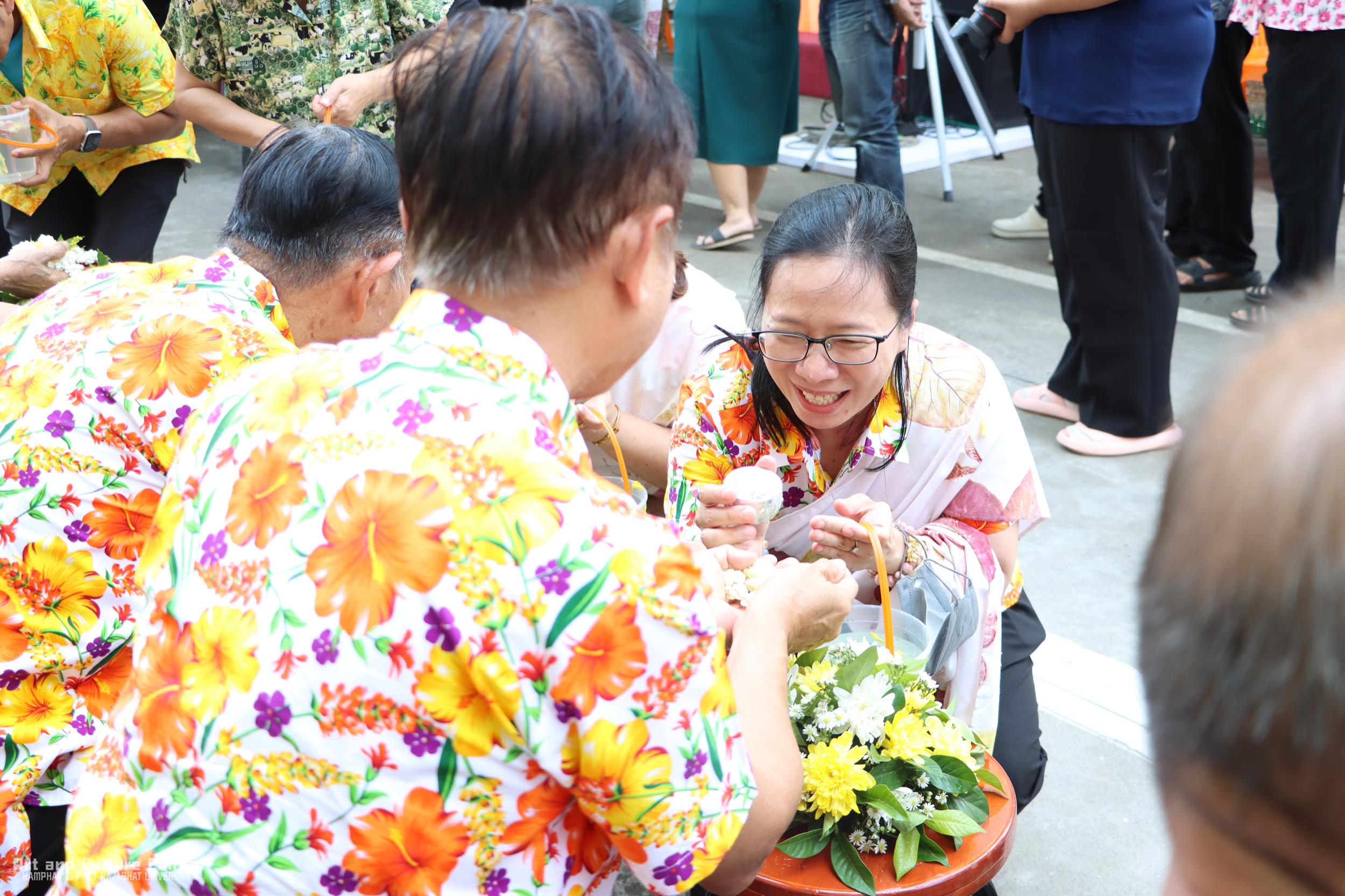 64. KPRU สวมผ้าไทย ห่มสไบ ใส่โจงสงกรานต์ สืบสานประเพณี ประจำปี ๒๕๖๘