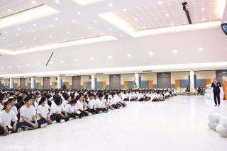 3. การอบรมมารยาทไทย ในกิจกรรมปฐมนิเทศนักศึกษาใหม่ ประจำปีการศึกษา ๒๕๖๘
