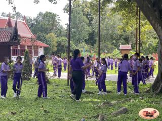 124. พิพิธภัณฑสถานจังหวัดกำแพงเพชร เฉลิมพระเกียรติ ได้ให้ความร่วมมือกับโรงเรียนสาธิตฯจัดกิจกรรมเรียนรู้นอกสถานที่ หน่วยบูรณาการแหล่งเรียนรู้ในท้องถิ่น เรื่องกล้วย ให้กับนักเรียนชั้นประถมศึกษาปีที่ 5-6